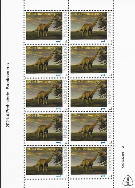 Netherlands 2021-4 Prehistory Brontosaurus souvenir sheet unmounted MNH