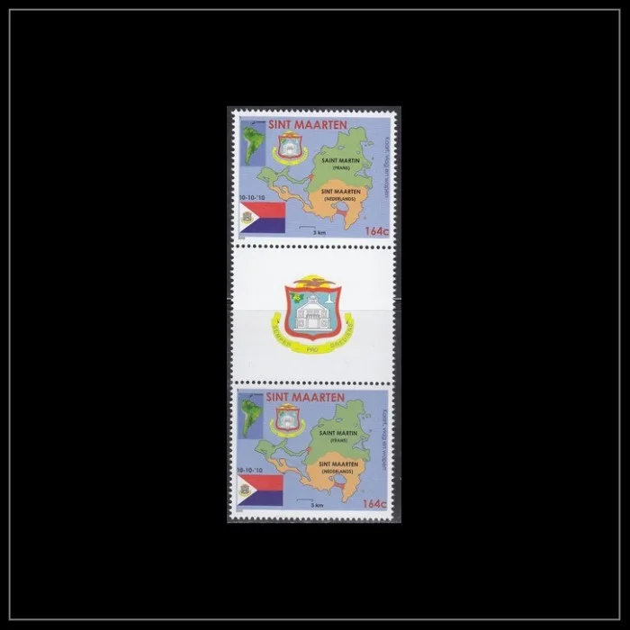 St Maarten 1a map 1st stamp 2010 bridgepair/gutterpair
